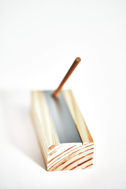 Natural Hinoki wood Incense Sticks with holder - Les Vides Anges lemon scent